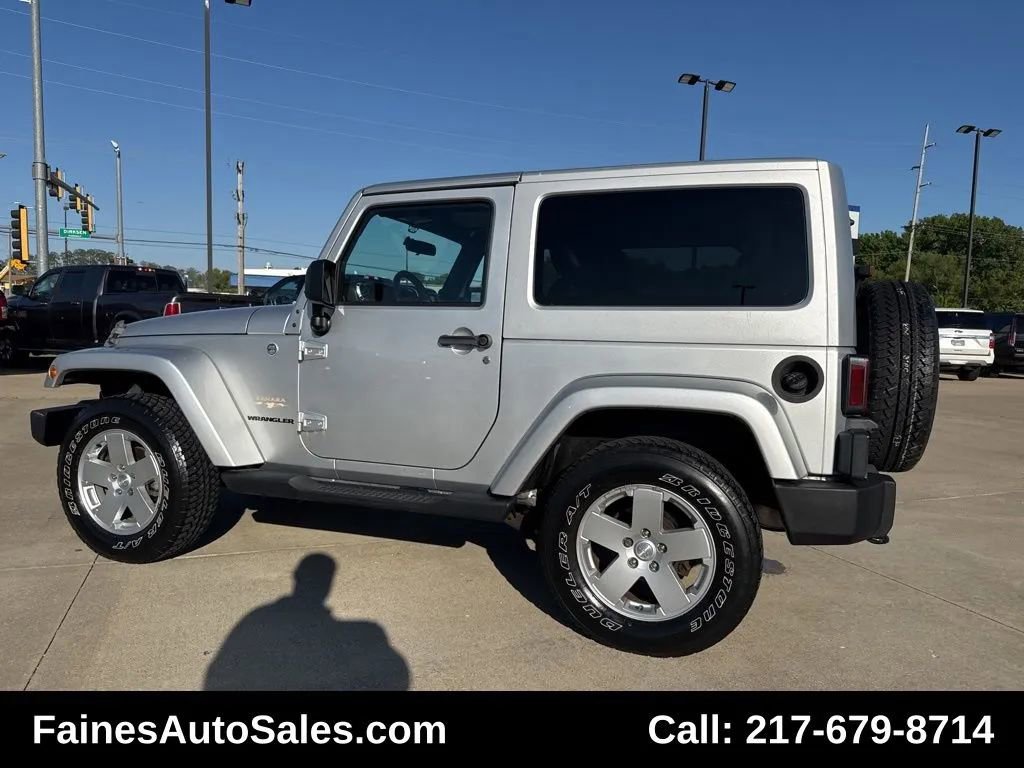 Used 2012 Jeep Wrangler Sahara w/ Dual Top Group image 10