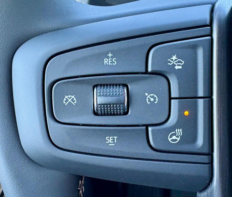 New 2026 GMC Sierra 2500 AT4 w/ AT4 Premium Plus Package AWD/4WD image 23