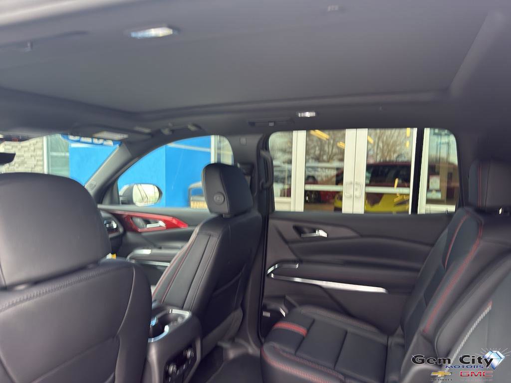 New 2026 Chevrolet Traverse RS w/ LPO, Floor Liner Package image 14