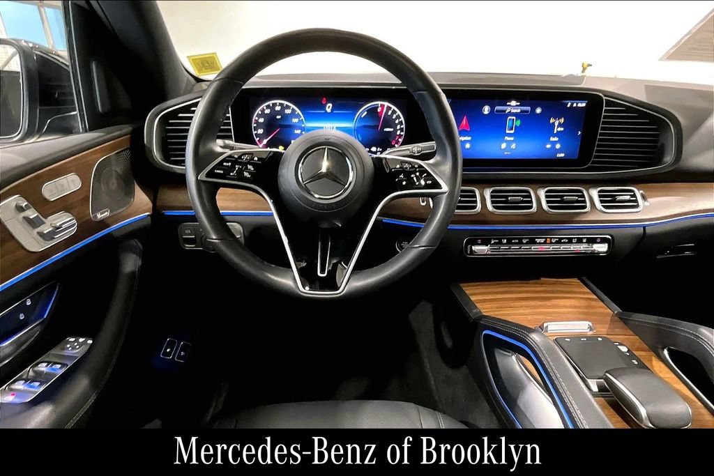 Certified 2025 Mercedes-Benz GLE 450e 4MATIC image 6