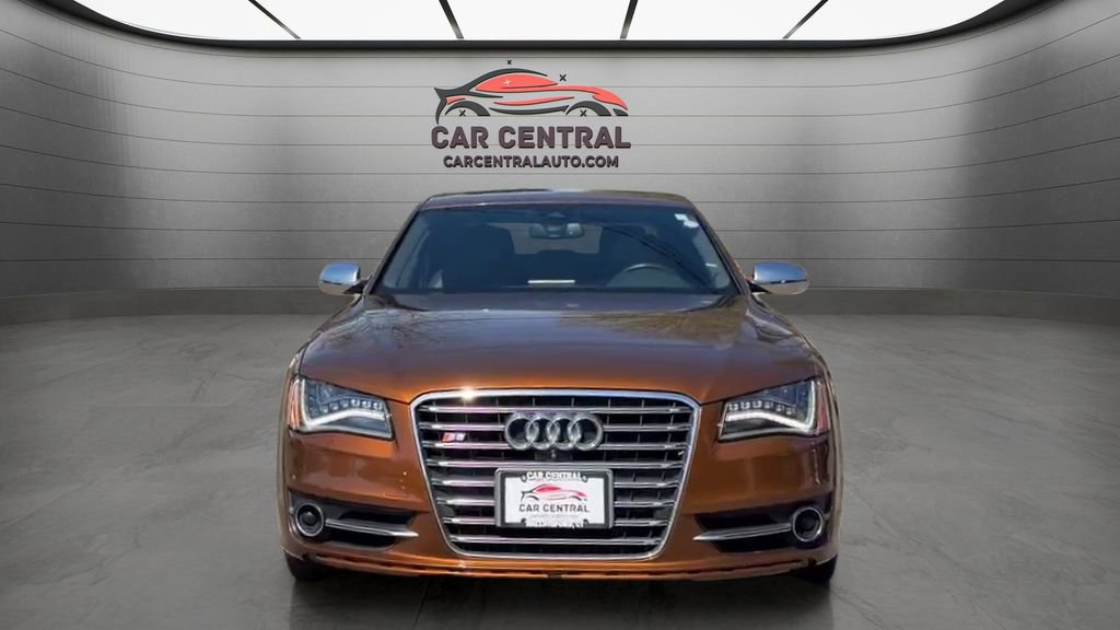 Used 2014 Audi S8 AWD/4WD image 2
