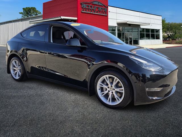 Used 2024 Tesla Model Y Long Range image 7