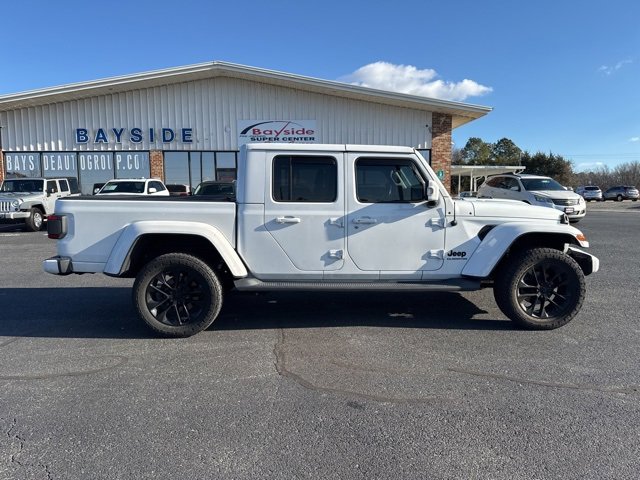 Used 2022 Jeep Gladiator Overland image 4