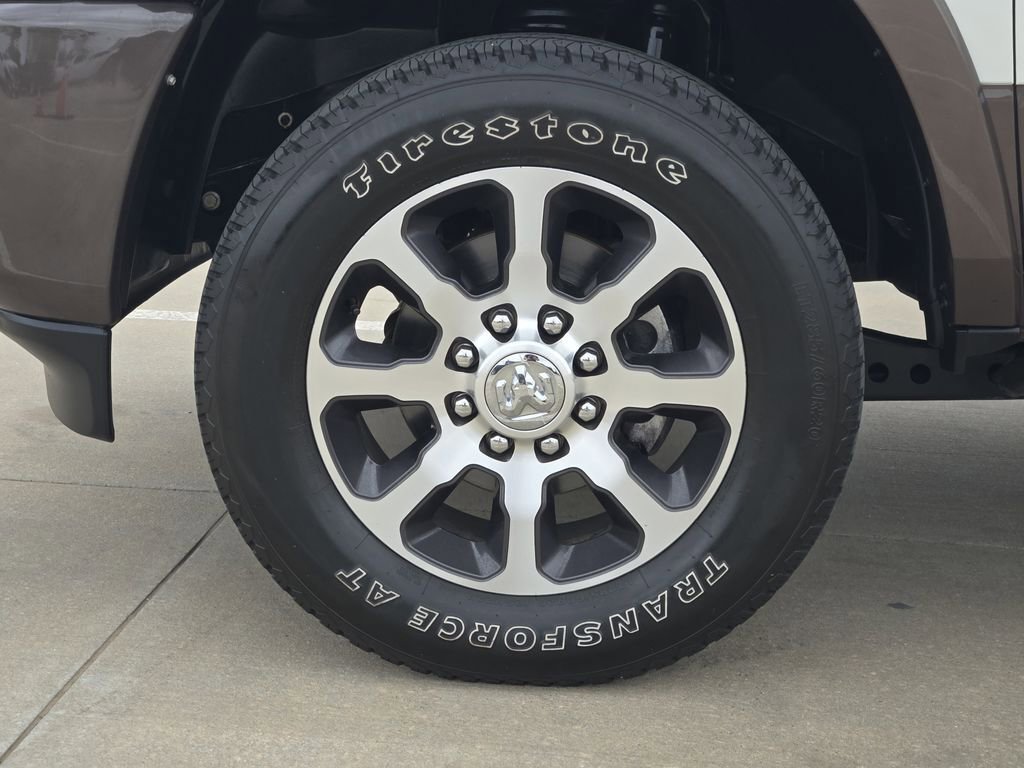 Used 2024 RAM 3500 Limited w/ Towing Technology Group image 14