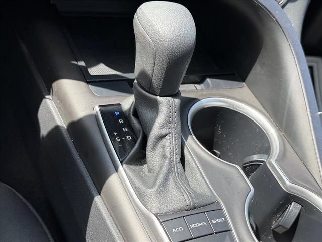 Used 2024 Toyota Camry SE w/ Convenience Package FWD image 24