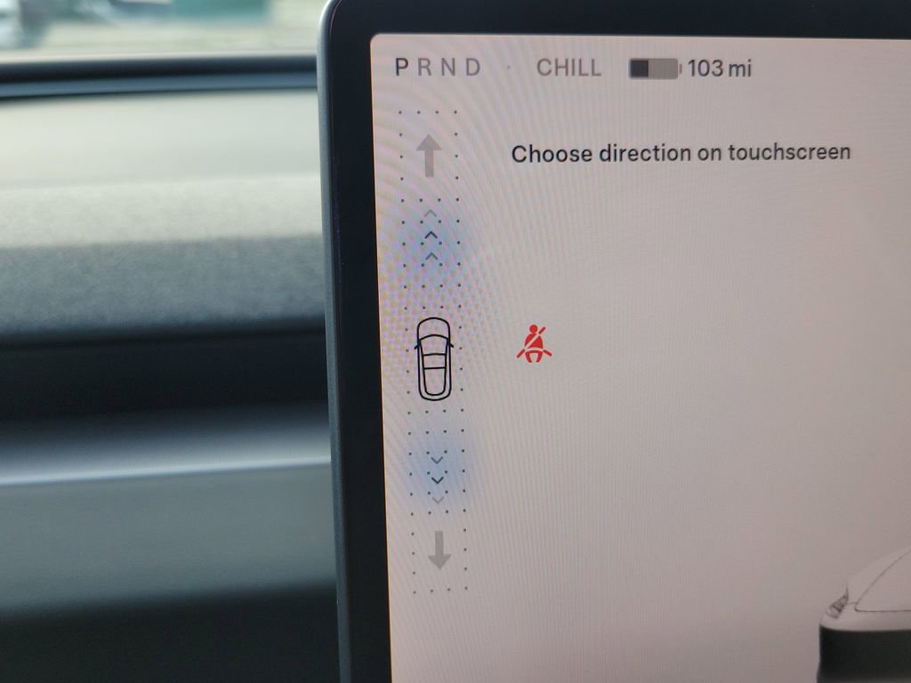 Used 2024 Tesla Model 3 Standard Range RWD image 25