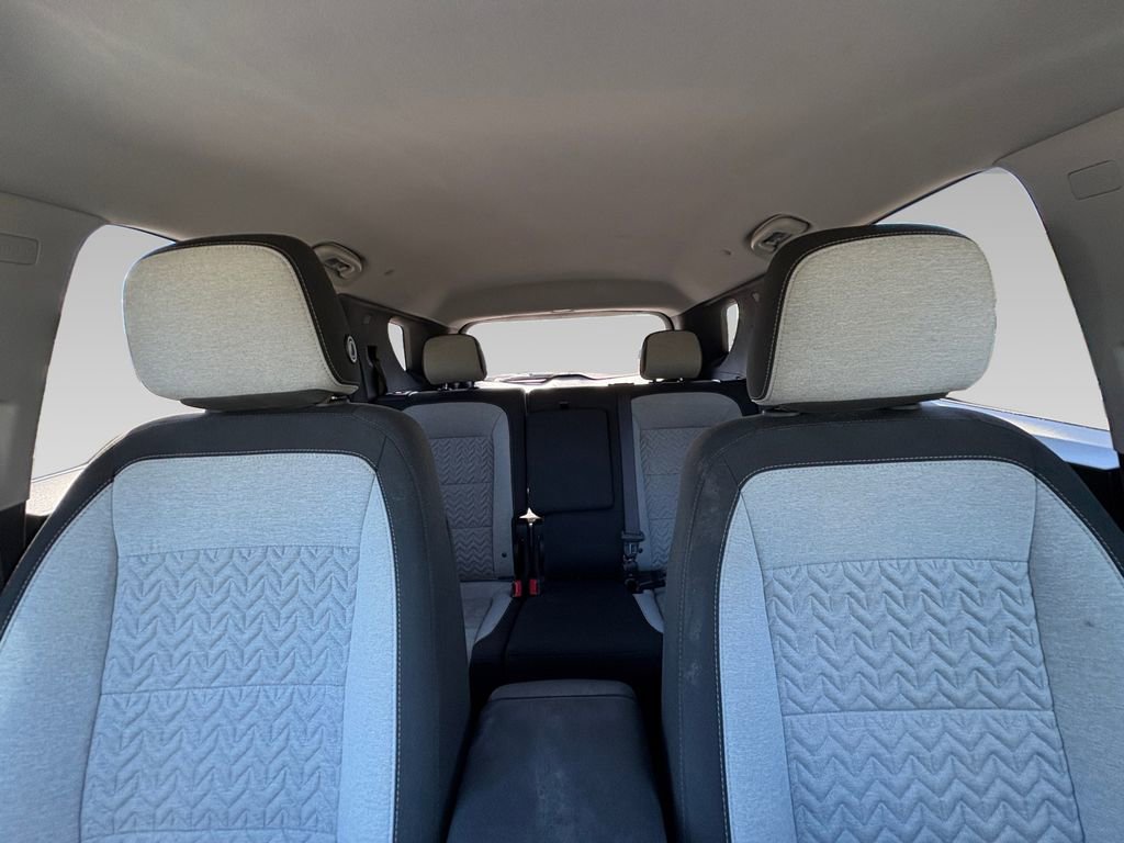 Used 2024 Chevrolet Equinox LT image 2