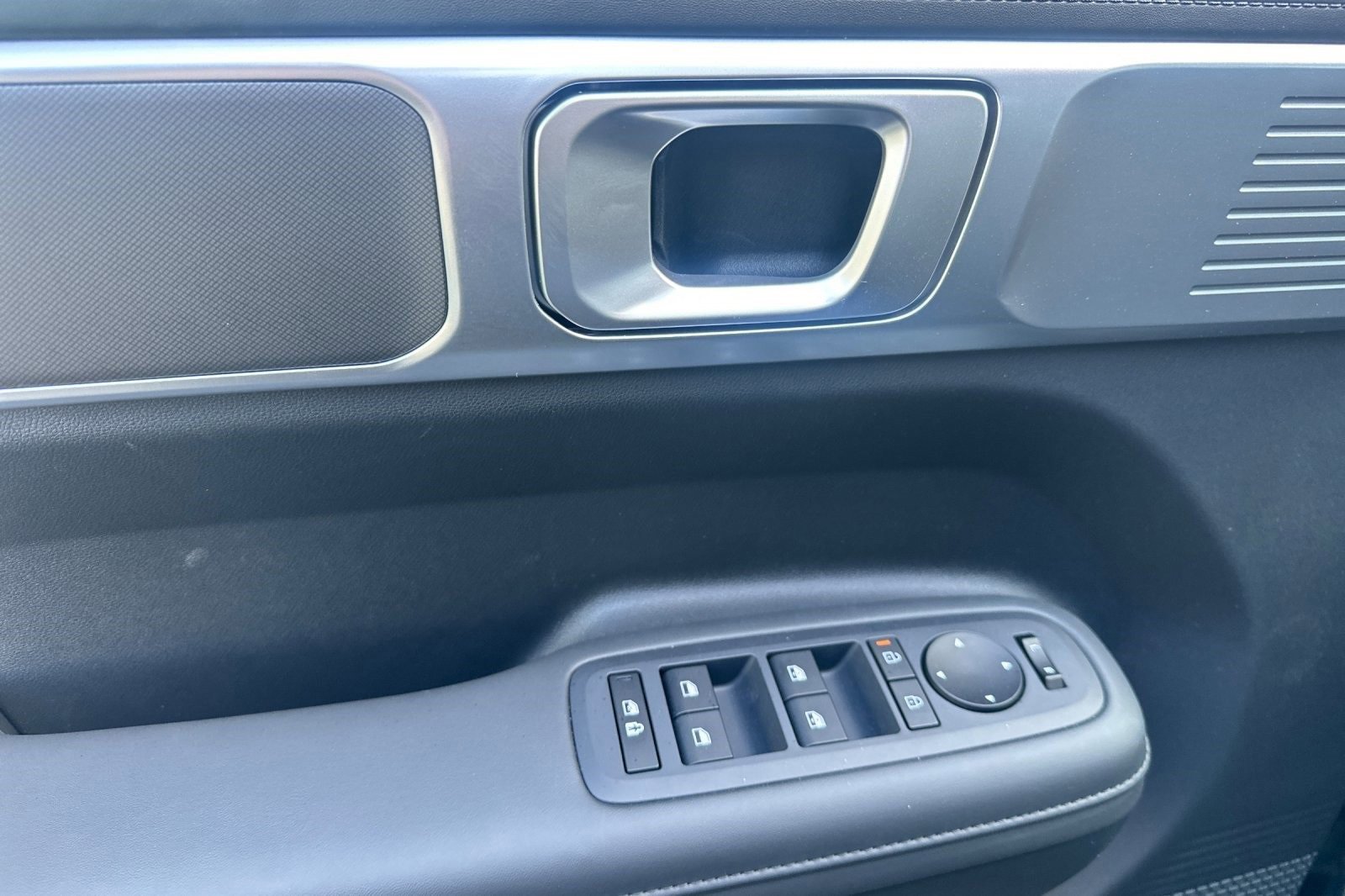 New 2025 Hyundai Santa Fe XRT image 11