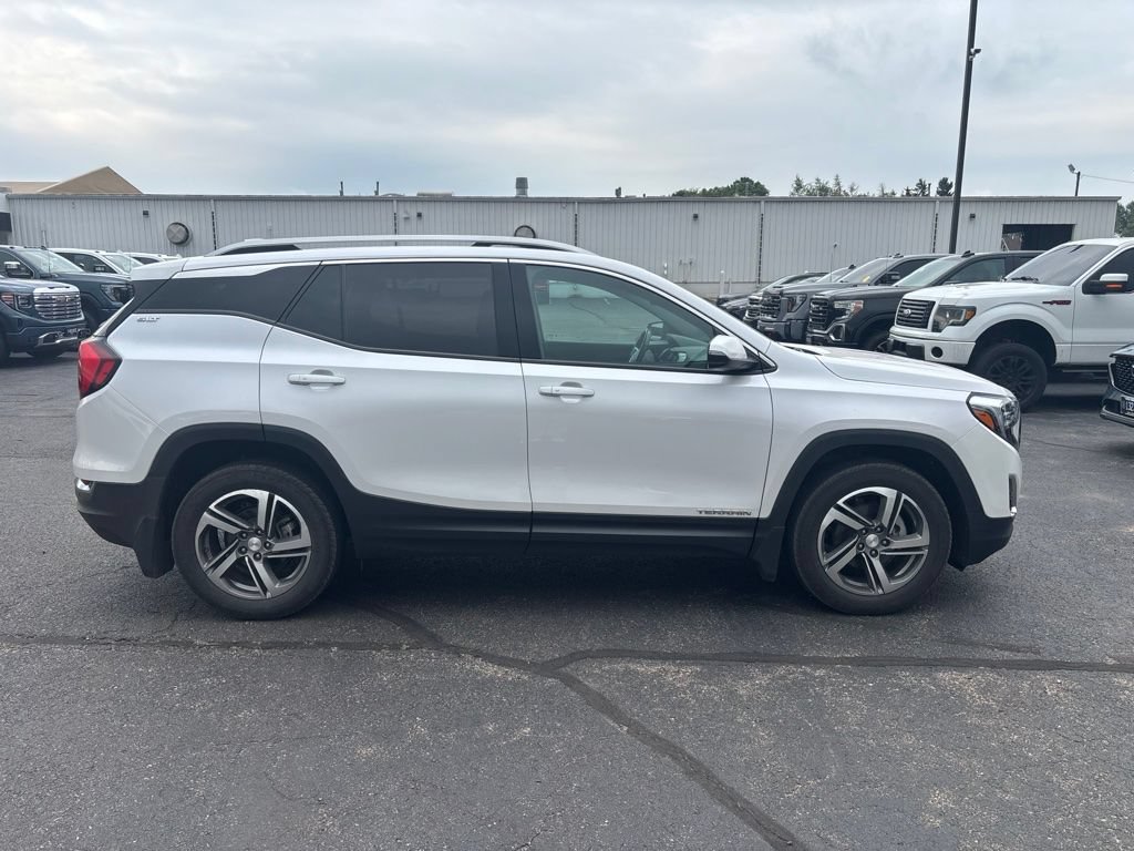 Used 2021 GMC Terrain SLT w/ Infotainment Package II AWD/4WD image 5
