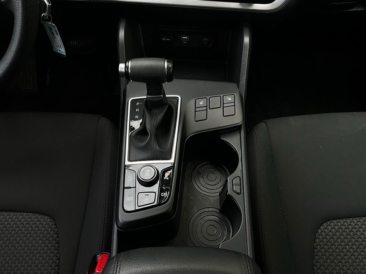 Used 2025 Kia Sportage LX image 14