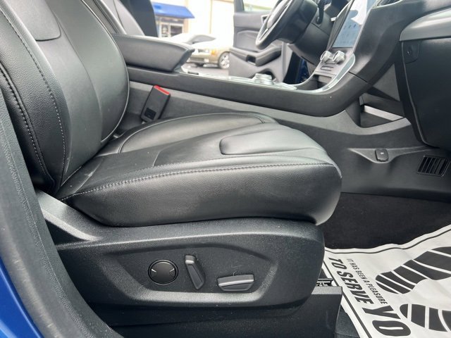 Used 2021 Ford Edge Titanium w/ Equipment Group 301A image 42