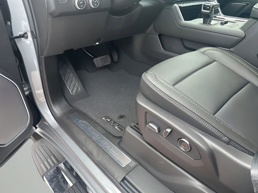 Certified 2026 GMC Sierra 1500 Denali w/ Technology Package image 29