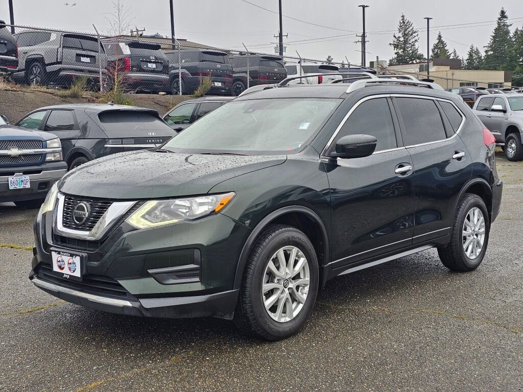 Used 2019 Nissan Rogue SV image 4