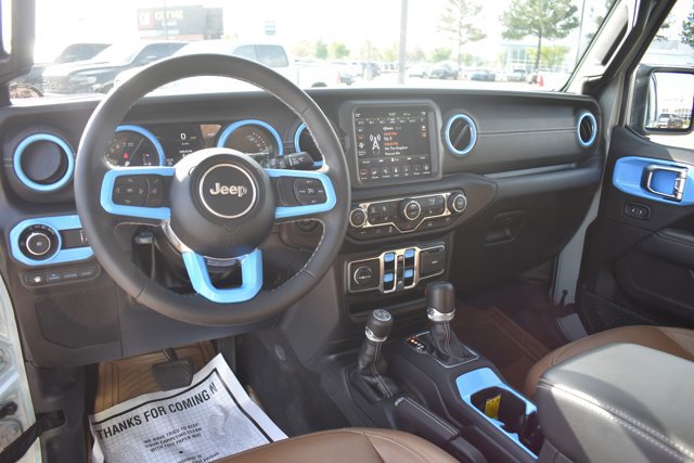 Used 2023 Jeep Wrangler Unlimited Sahara w/ Cold Weather Group image 20