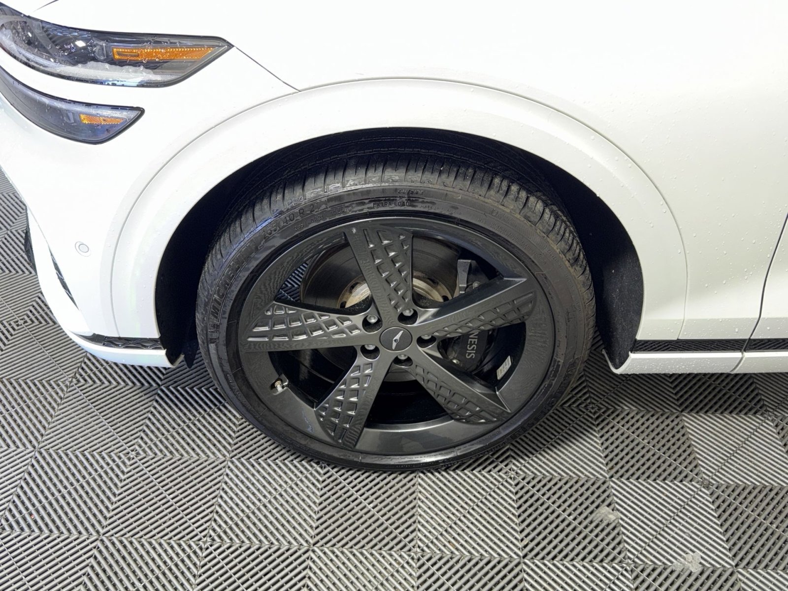 Used 2023 Genesis GV70 3.5T Sport w/ Sport Prestige Package image 12