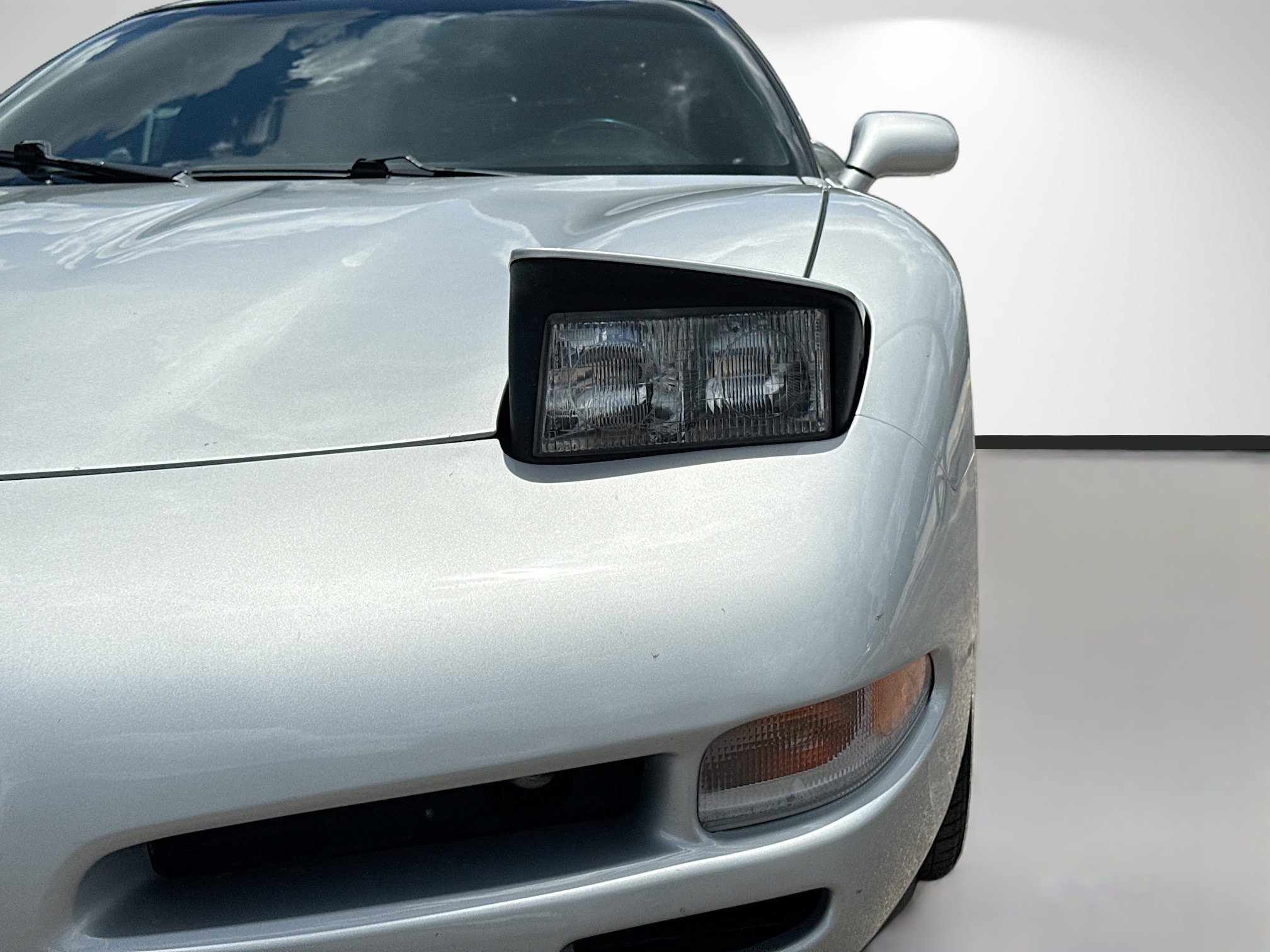 Used 1997 Chevrolet Corvette Coupe RWD image 9