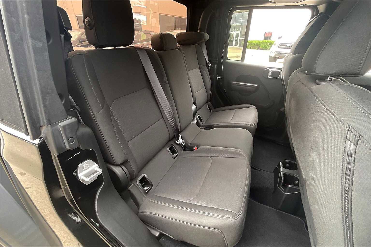 Used 2020 Jeep Gladiator Sport w/ Quick Order Package 24S image 13