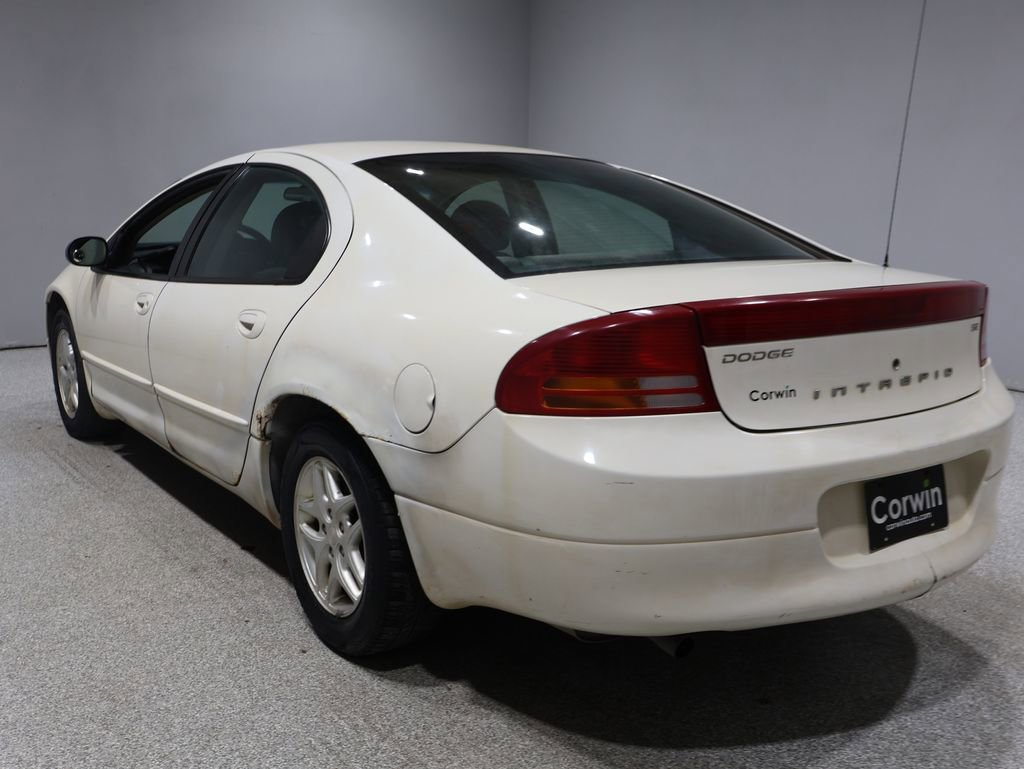 Used 2004 Dodge Intrepid SE image 4