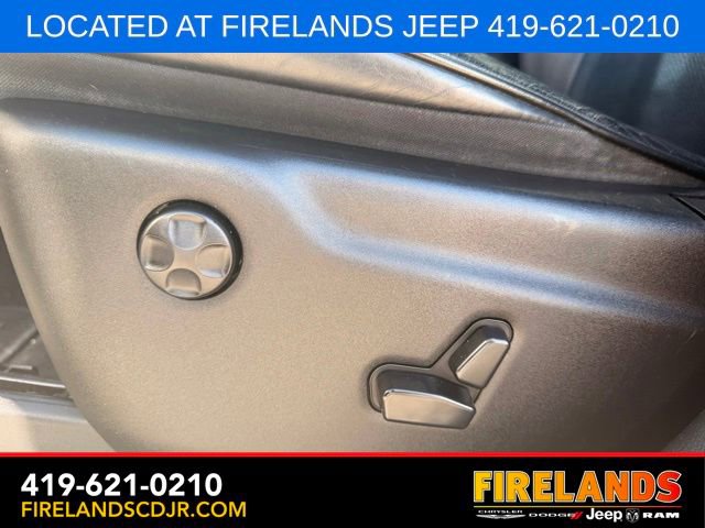 Used 2015 Jeep Grand Cherokee Summit w/ Platinum Series Group AWD/4WD image 21