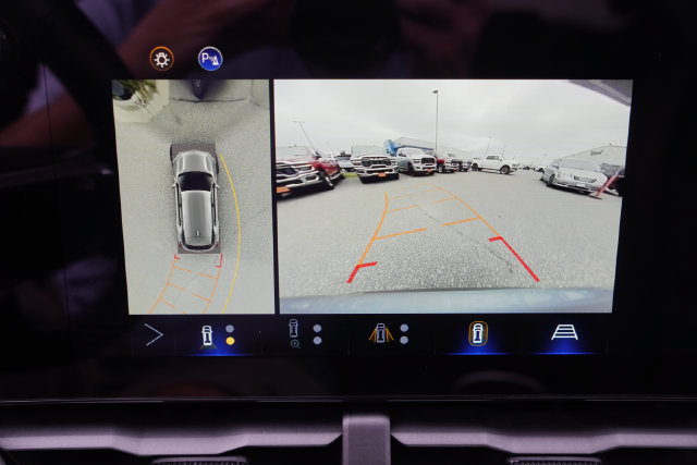 Used 2025 Chevrolet Equinox LT w/ Convenience Package II AWD/4WD image 35