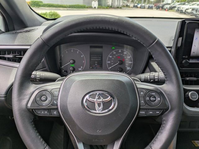 Used 2023 Toyota Corolla Cross AWD Hybrid w/ Moonroof Package image 23