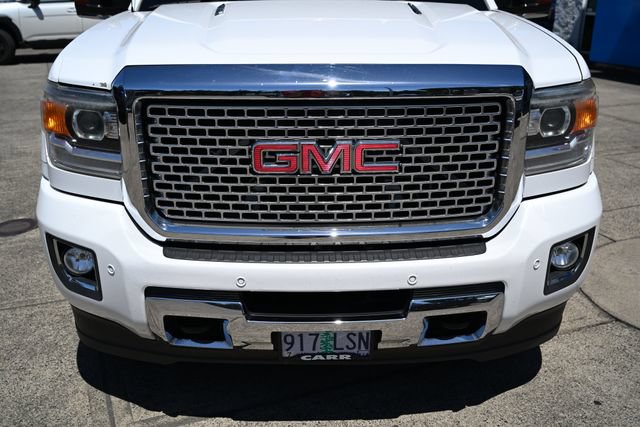 Used 2016 GMC Sierra 3500 Denali w/ Duramax Plus Package AWD/4WD image 24