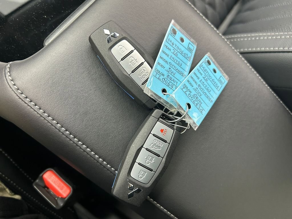 New 2026 Mitsubishi Outlander SEL FWD image 42