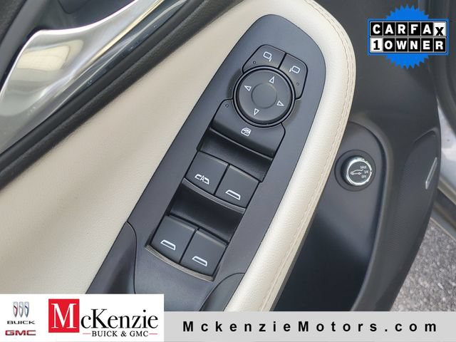Used 2024 Buick Encore GX Avenir w/ Avenir Convenience Package FWD image 9