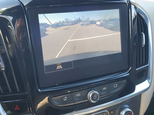 Used 2022 Chevrolet Traverse LT AWD/4WD image 19