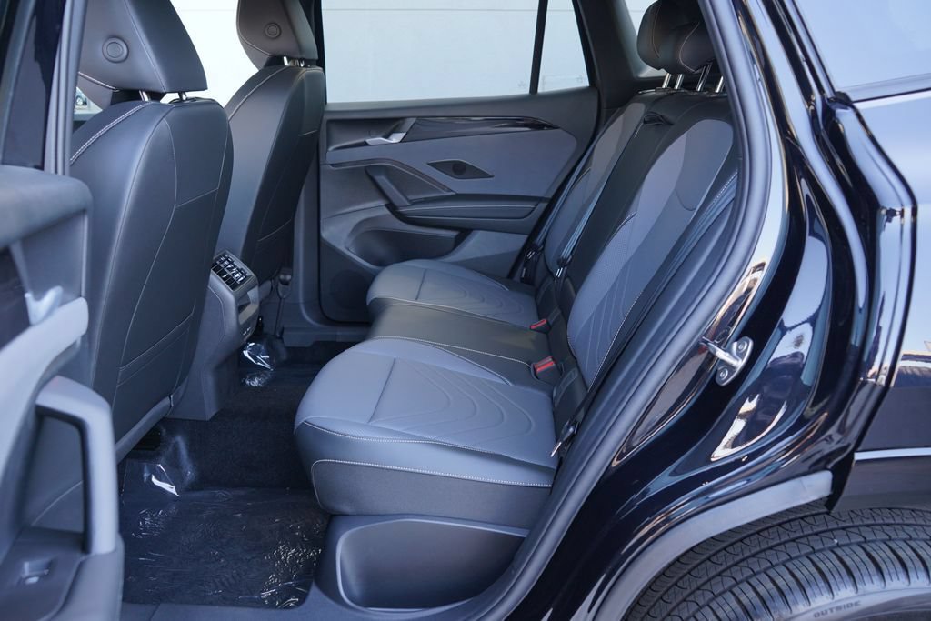 New 2026 Volkswagen Tiguan SE R-Line AWD/4WD image 30