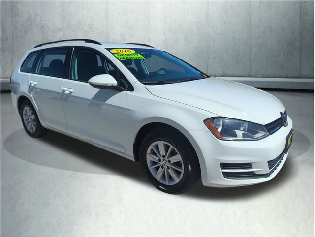Used 2016 Volkswagen Golf S FWD image 8