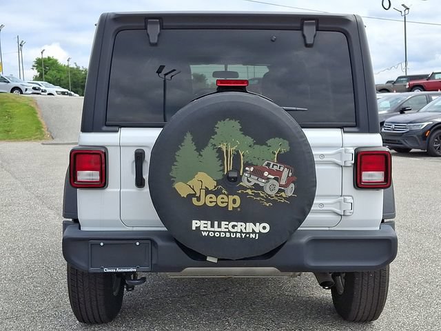 Used 2022 Jeep Wrangler Unlimited Sport AWD/4WD image 8