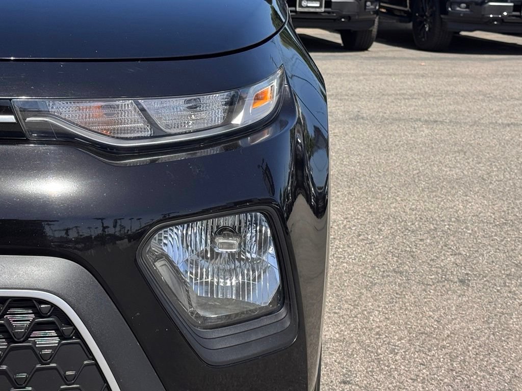 Used 2022 Kia Soul LX FWD image 8