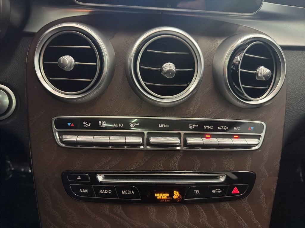 Certified 2018 Mercedes-Benz GLC 300 4MATIC image 35