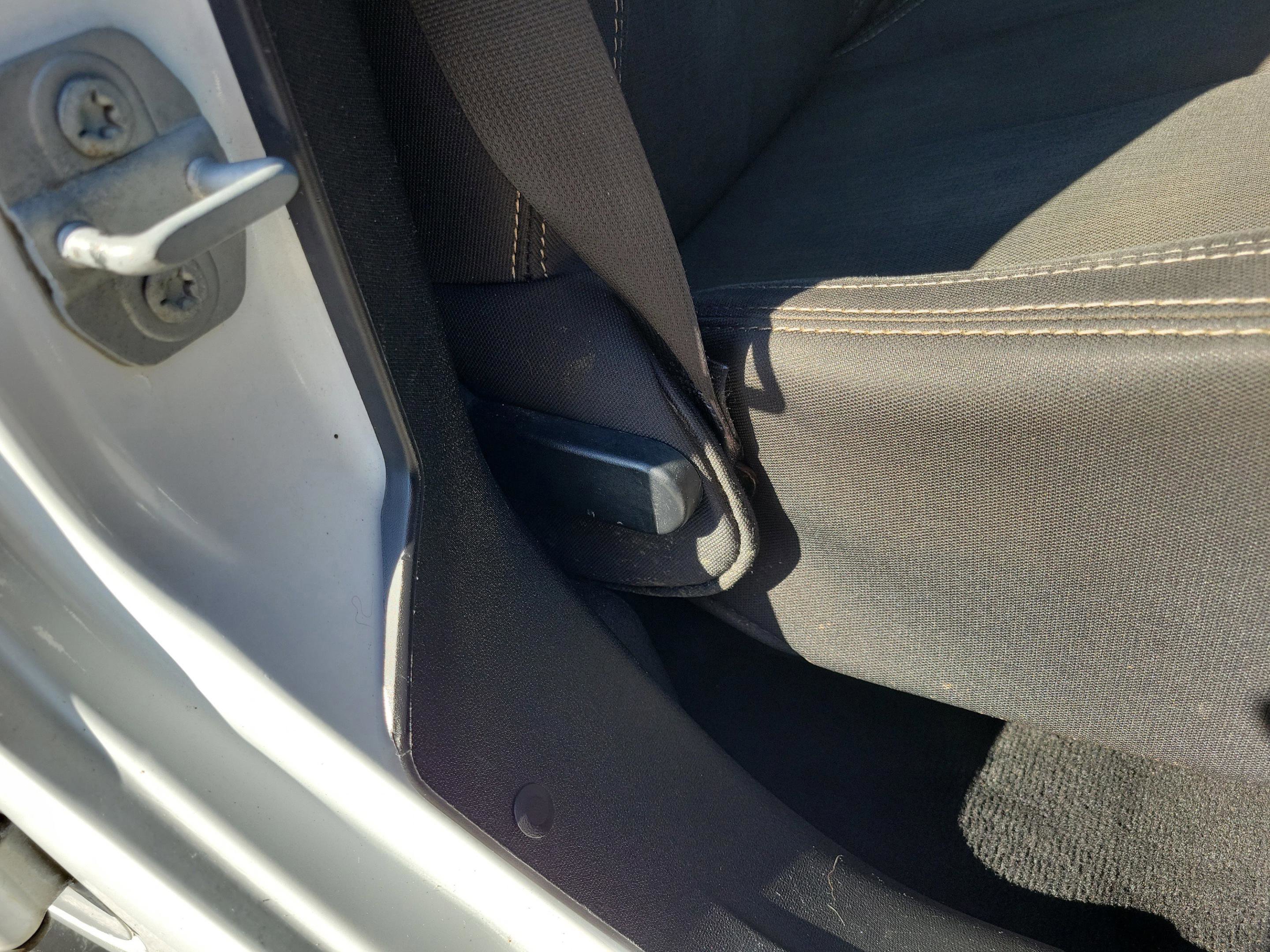 Used 2017 Jeep Wrangler Unlimited Sahara w/ Max Tow Package image 8