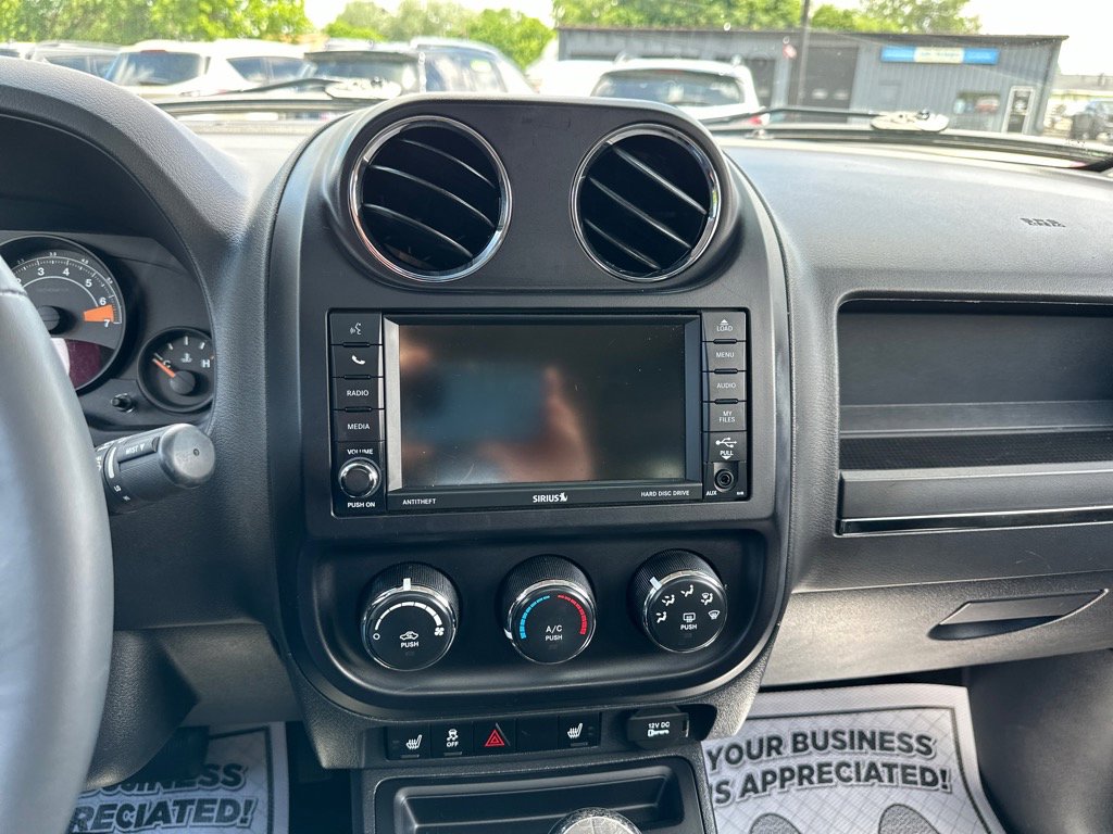 Used 2016 Jeep Patriot High Altitude AWD/4WD image 20