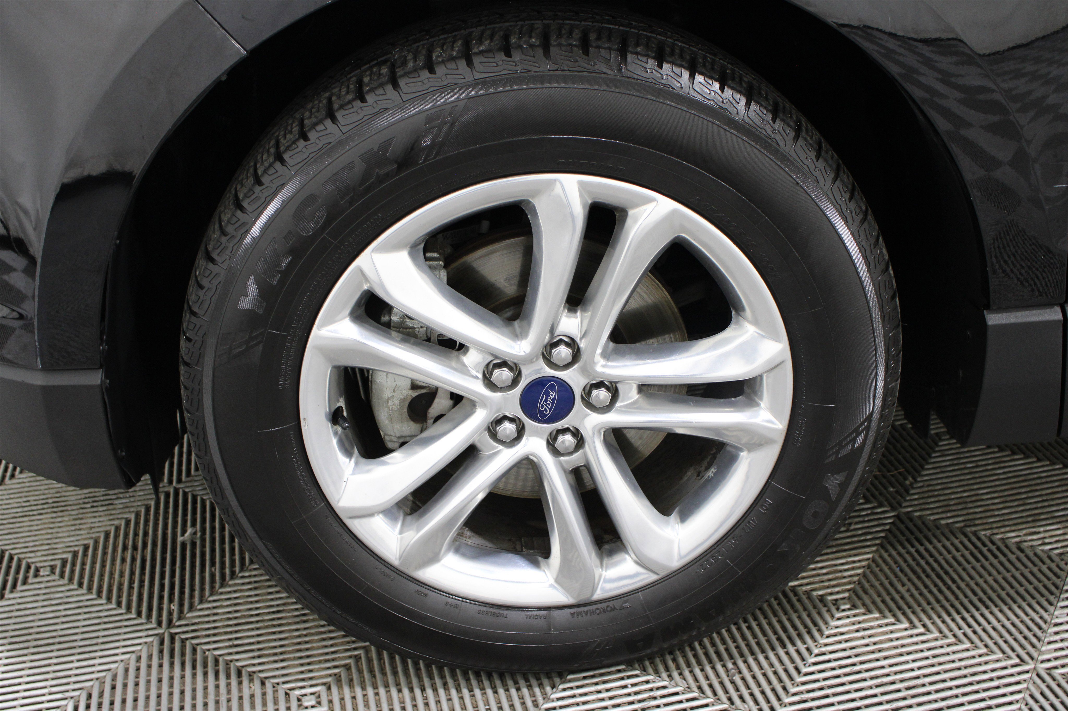 Used 2017 Ford Edge SEL w/ Equipment Group 201A FWD image 36