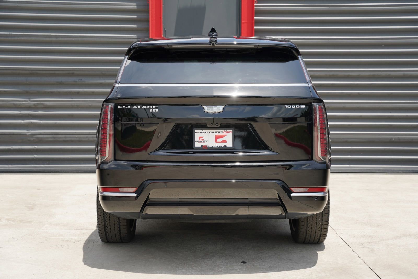 Used 2025 Cadillac Escalade IQ Luxury 2 w/ LPO, Premium Carpet Package AWD/4WD image 11