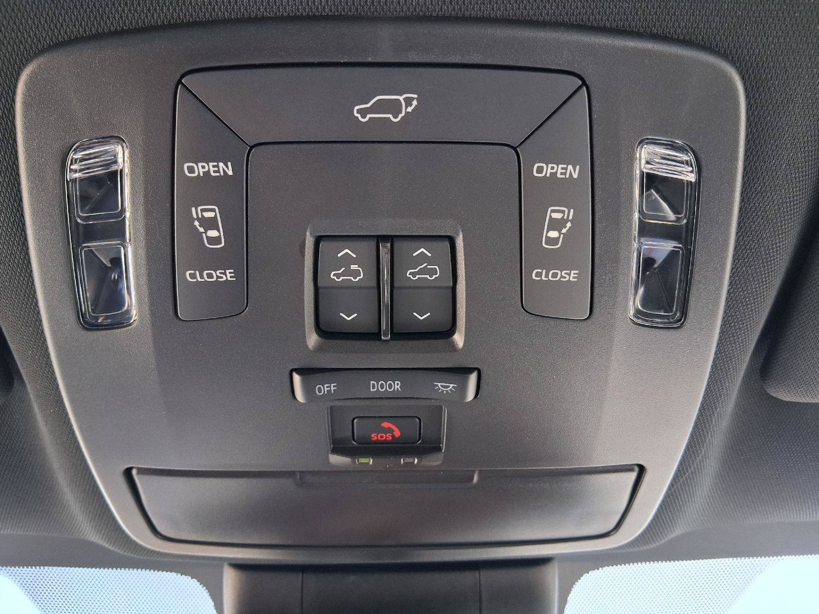 New 2026 Toyota Sienna XSE FWD image 30