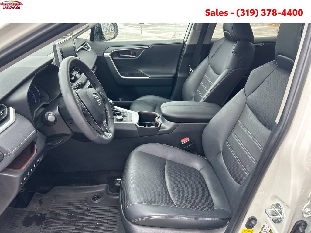Certified 2022 Toyota RAV4 Limited AWD/4WD image 11