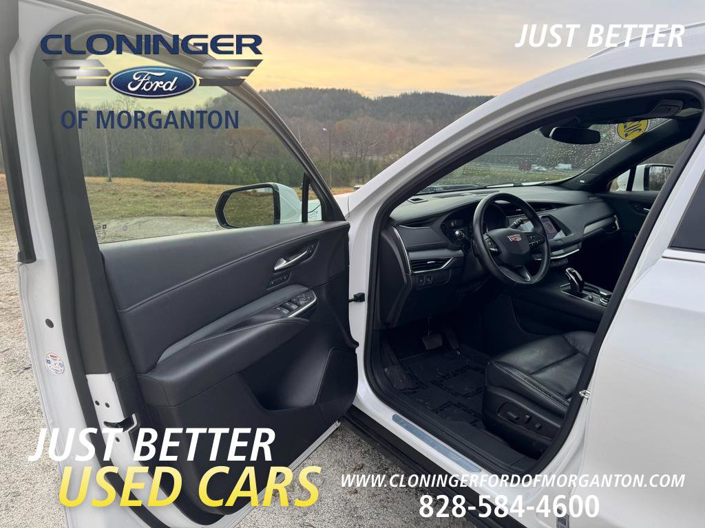Used 2023 Cadillac XT4 Premium Luxury image 12