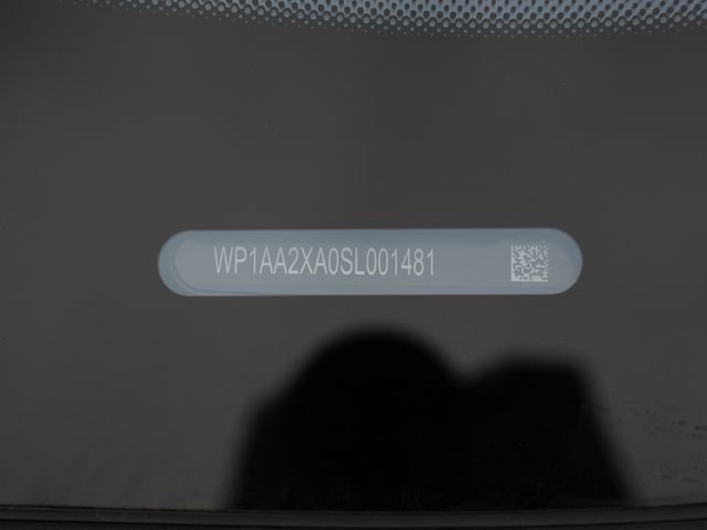 Certified 2025 Porsche Macan 4 Electric image 33