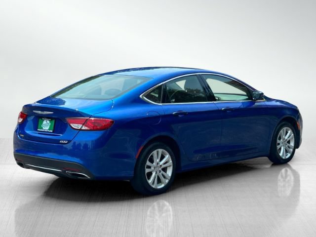 Used 2016 Chrysler 200 Limited FWD image 4