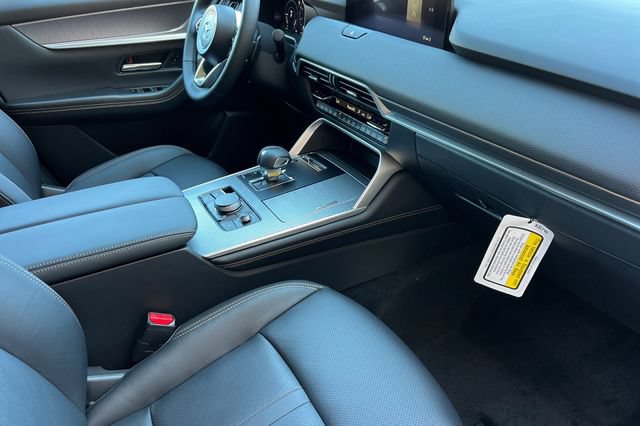 New 2026 MAZDA CX-90 Plug-In Hybrid w/Premium Sport AWD/4WD image 19
