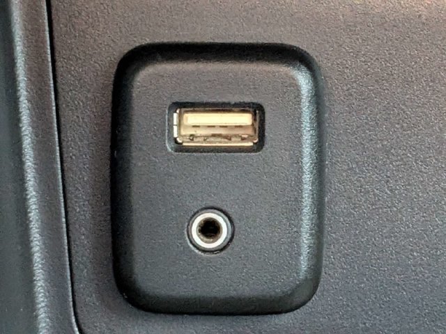 Used 2015 Chevrolet Colorado LT RWD image 22