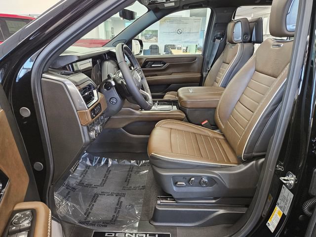 New 2026 GMC Yukon Denali Ultimate AWD/4WD image 22