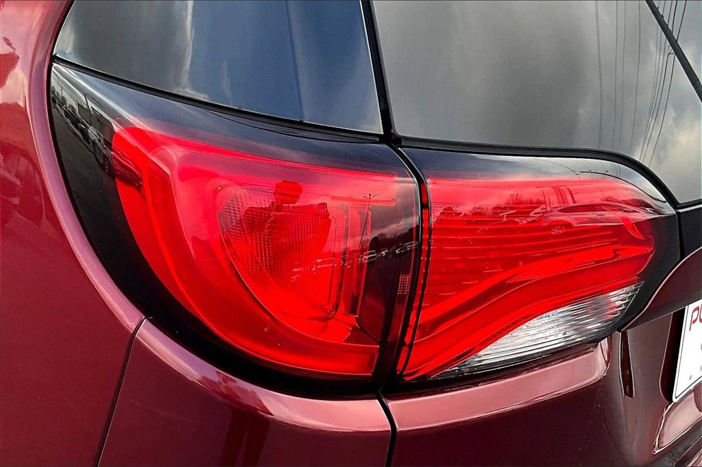 Used 2018 Chrysler Pacifica Touring-L image 21