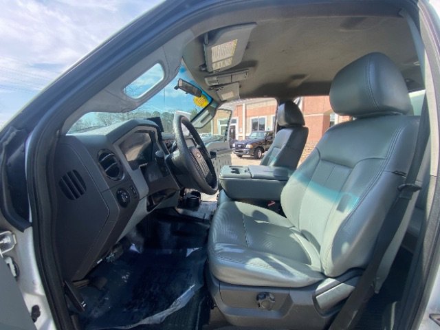 Used 2012 Ford F450 XL w/ Trailer Tow Pkg image 23