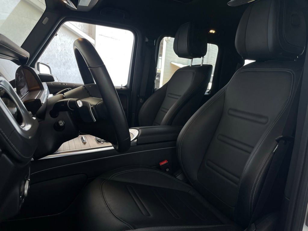 Used 2025 Mercedes-Benz G 550 image 22