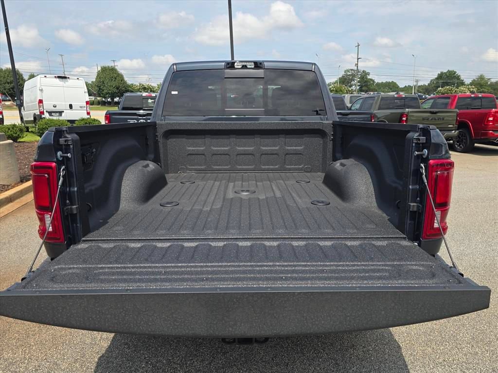 New 2027 RAM 3500 Big Horn AWD/4WD image 10